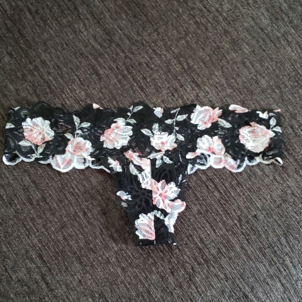Brand new PINK V. SECRET thong panties Sz. XS